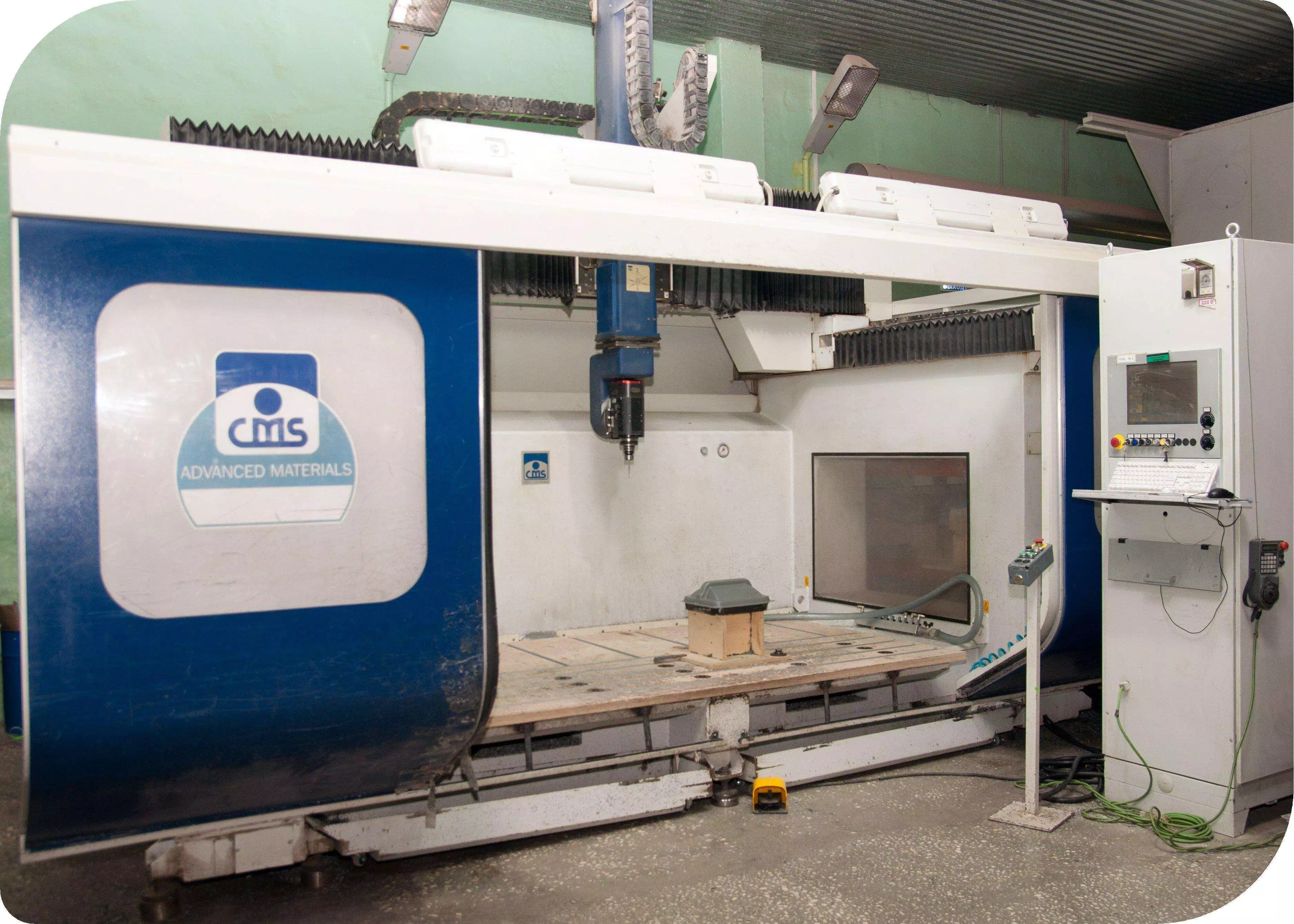 2007 год - Commissioning of the second Italian 5-axis machining centre CMS ANTARES 26/15. в АО Сосновскагропромтехника